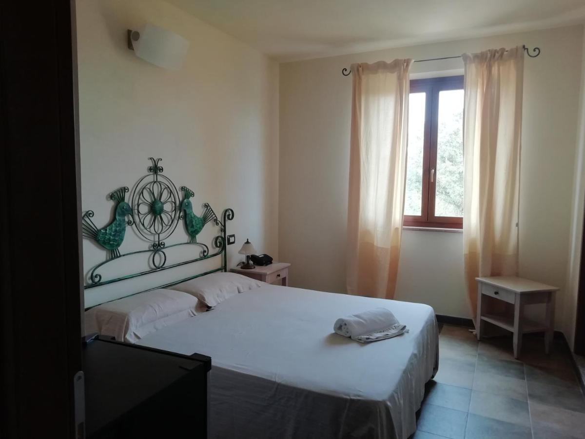 S'Ena Hotel Arbus Exterior photo