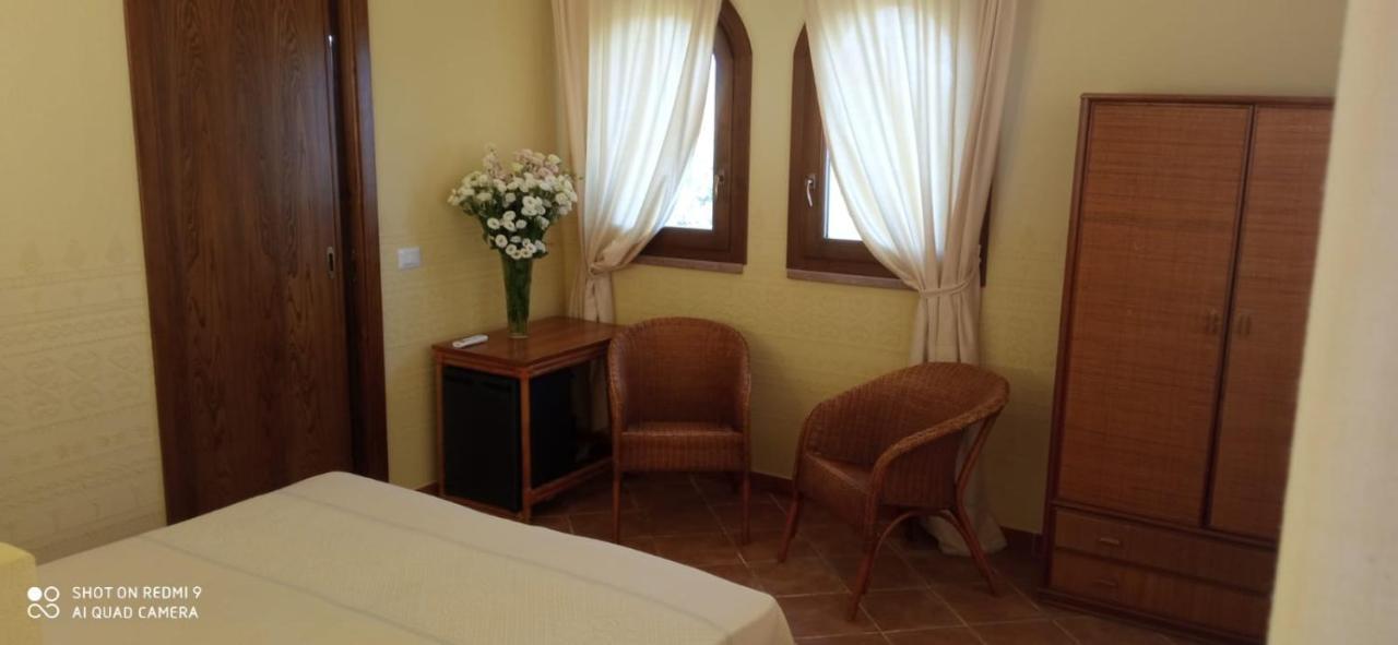 S'Ena Hotel Arbus Exterior photo